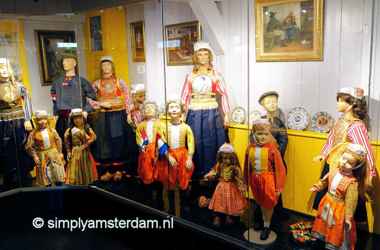 Traditional costumes Marken (in Marker Museum)