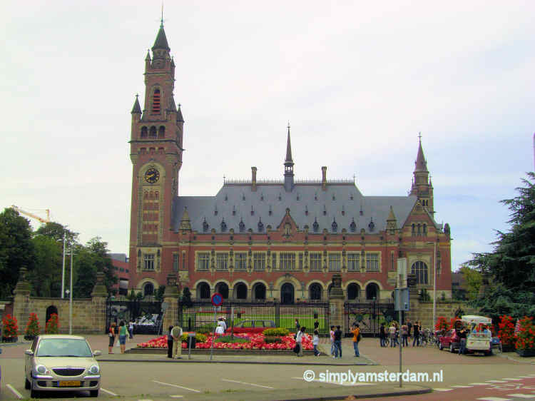 Vredespaleis (Peace Palace) in Den Haag