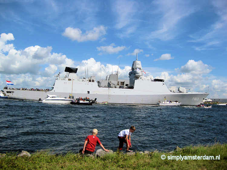 Sail Amsterdam 2010, navy ship