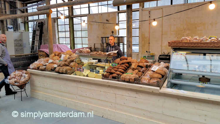 Yada Yada organic bread and cheese stall
